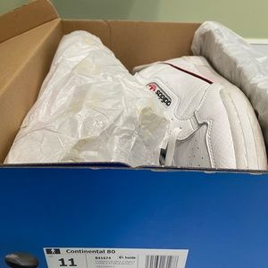 Adidas continental 80